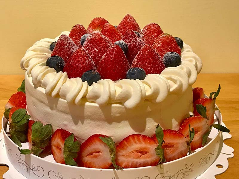 草莓鮮奶油蛋糕
